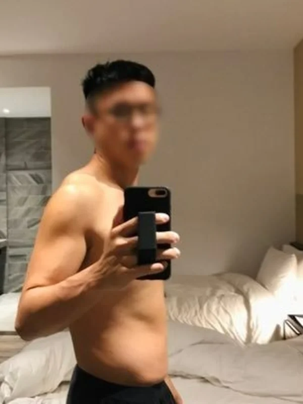 深喉小河