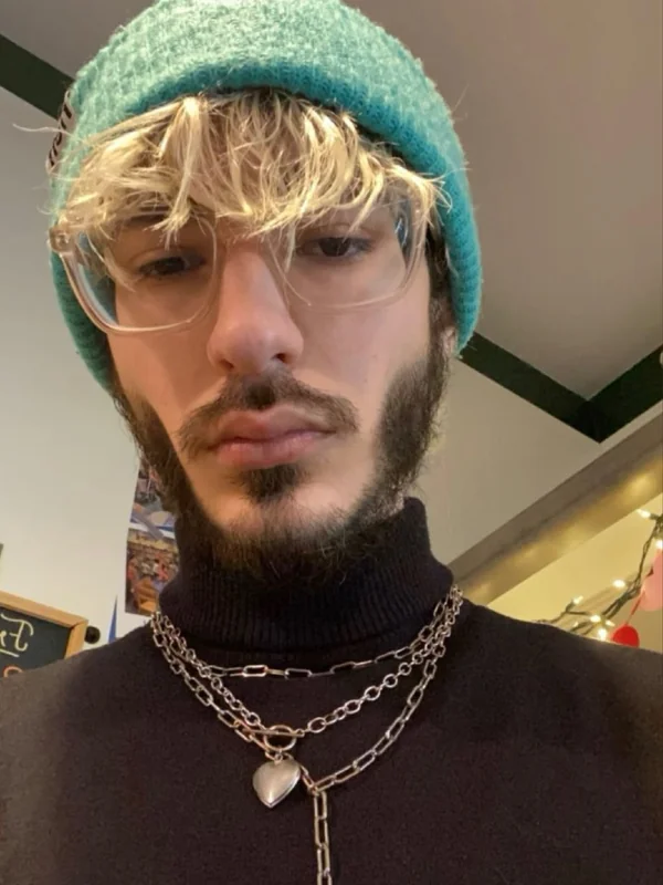 Royal Suicide