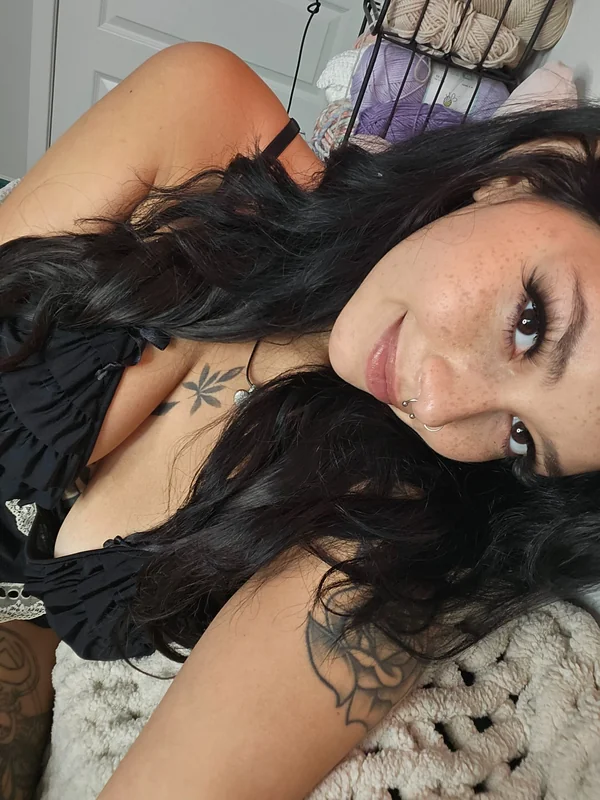 Sierra Skye (BJ QUEEN👑)