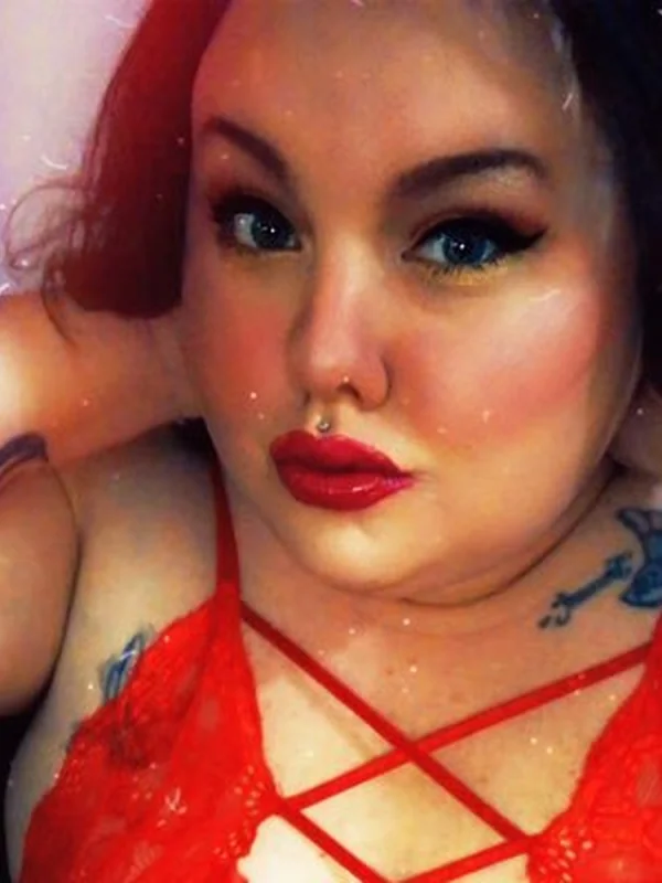 ✨ Stella Leigh✨ 🎂 12/01 🎂