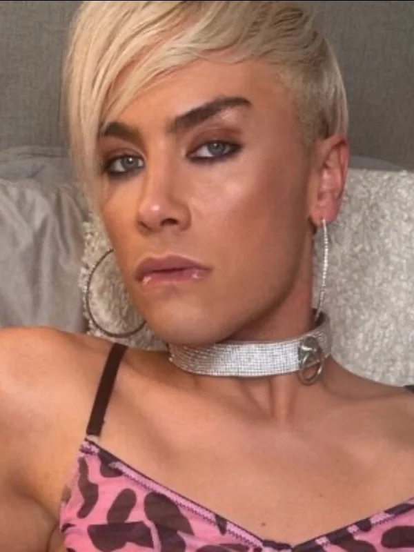 STR8BoyToy 🍑 𝓣𝓱𝓮 𝓠𝓾𝓮𝓮𝓷 𝓸𝓯 𝓓𝓲𝓼𝓬𝓻𝓮𝓮𝓽