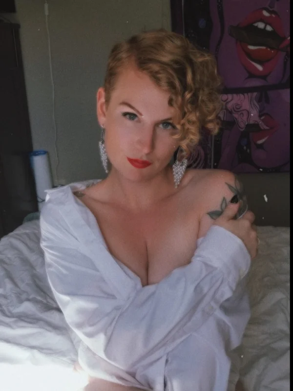 Tori Swift VIP