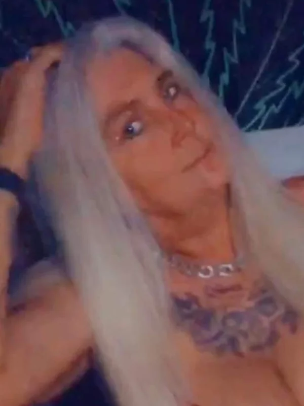💋Tattedblonde33