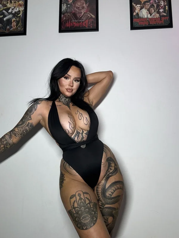 Ash 🖤