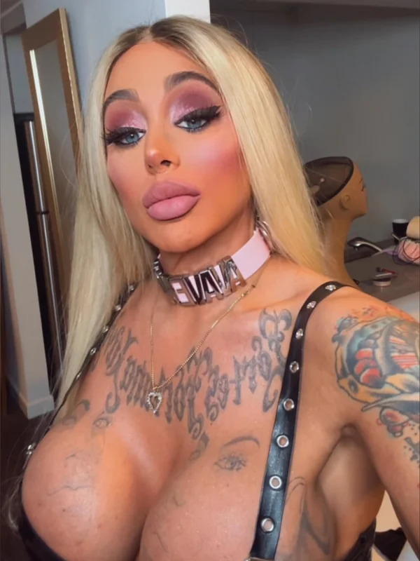 Ava Venom