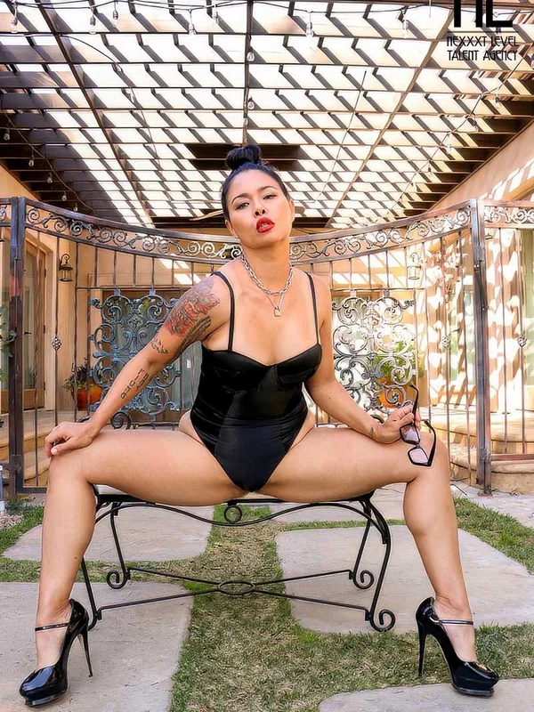 Dana Vespoli