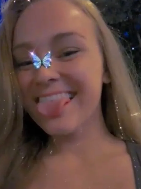 🦋TheMiaAmore 🦋