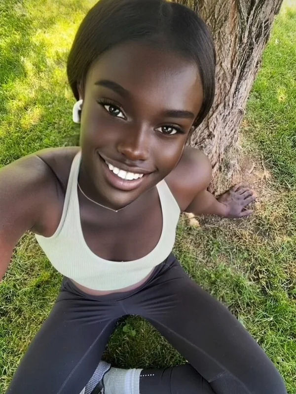 Ebony Jazmine UO💚