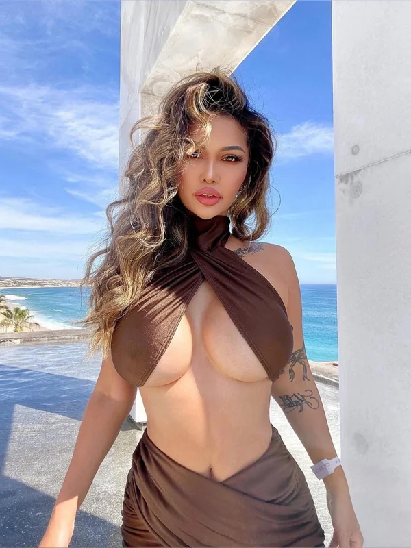 Ashley Vee 🫶🏻