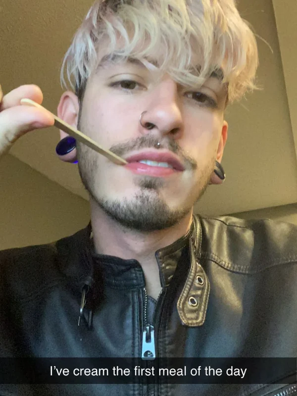 Travis Maki (Free Onlyfans)