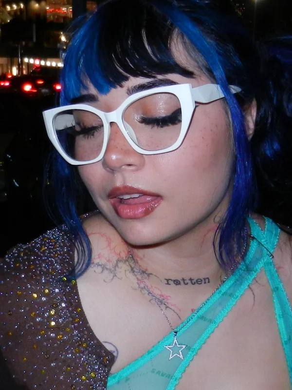 🅣🅡🅘🅧🅘🅔