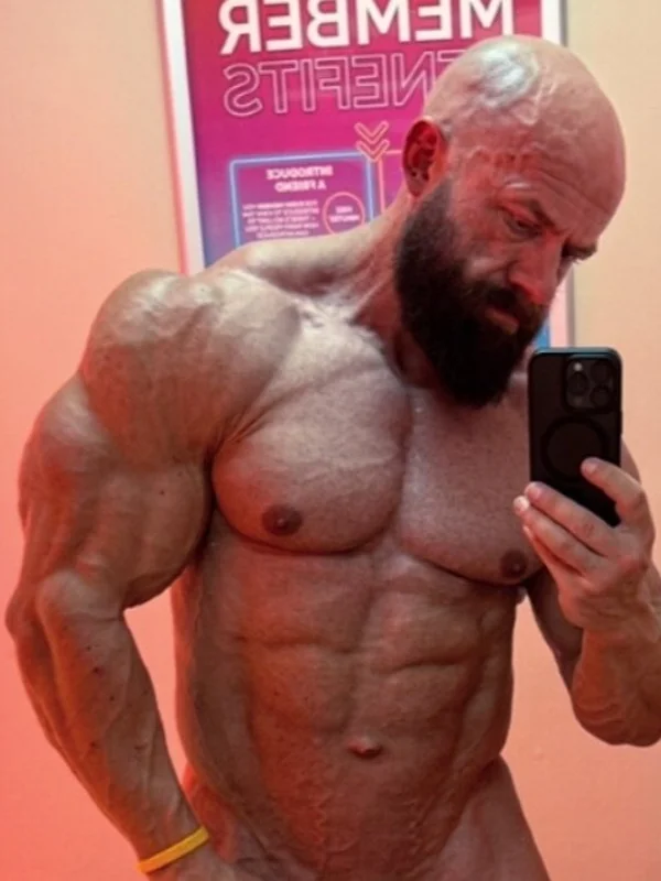 MuscleFlexMatt