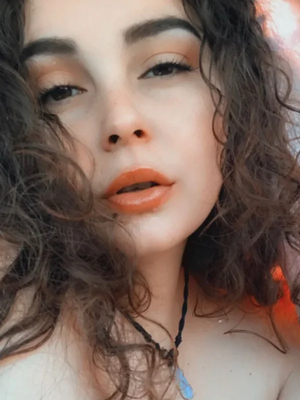 Weeds Free (*˘︶˘*)