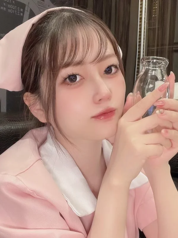 ゆなぱんは手コキ好き