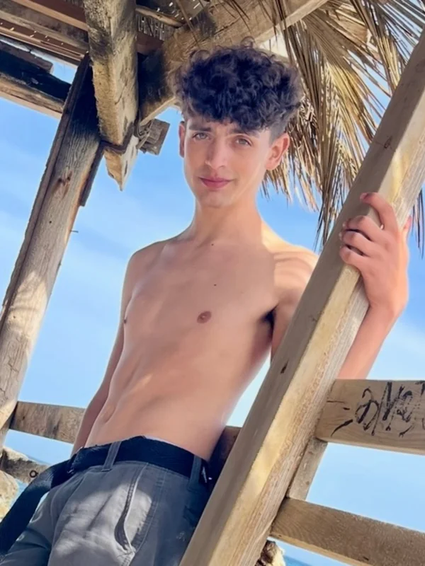 Zayne Bright